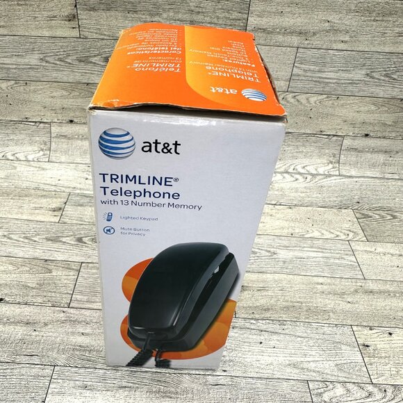 AT&T Black Trimline Corded Telephone #210 w/13 Number Memory (not wireless) 2012 - Picture 6 of 9
